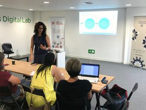 Social media training for NGOs - instructor